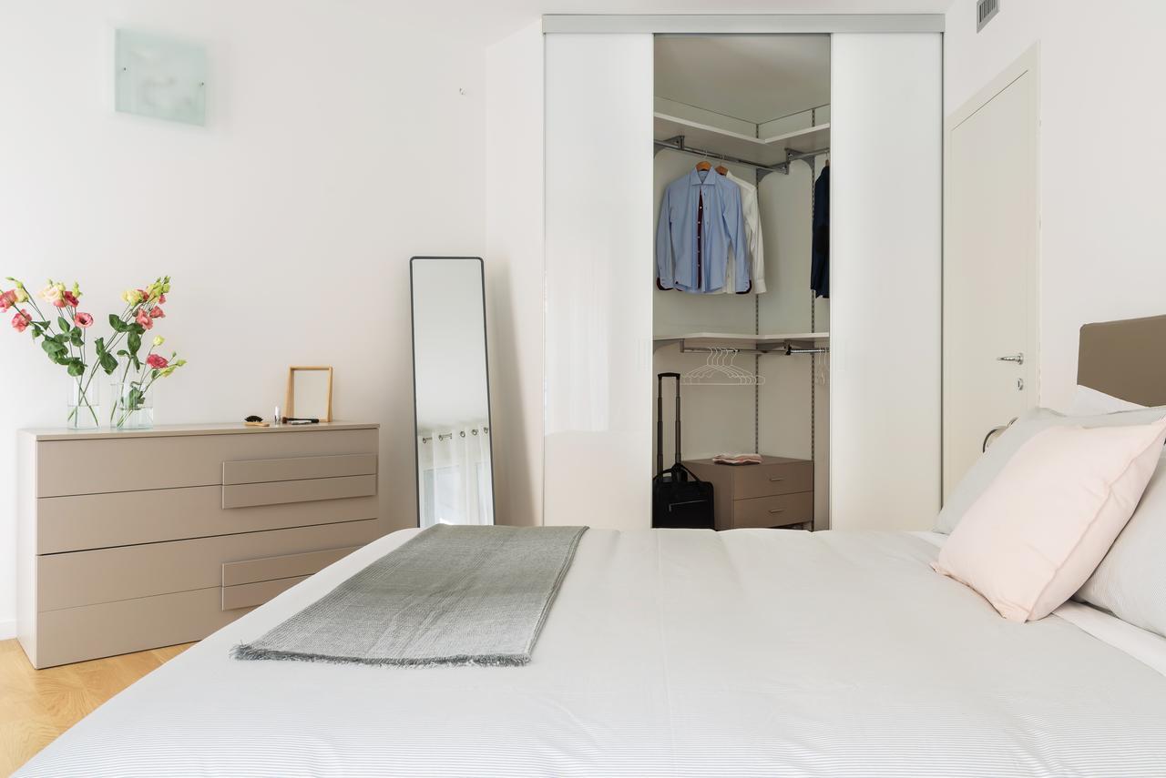 Joivy Sunny 1-Bed Flat With Balcony Apartman Milánó Kültér fotó